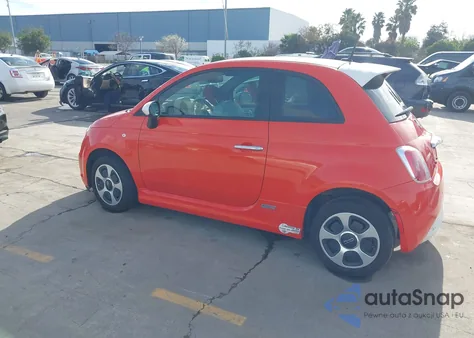 2013 Fiat 500E Battery Electric z USA, uszkodzony, nr VIN 3C3CFFGE1DT604606
